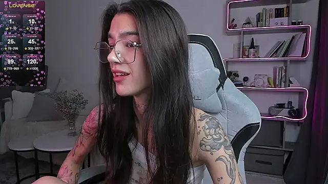 vinkitinkii online show from March 15, 2025, 6:36 am