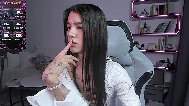 vinkitinkii online show from March 17, 2025, 9:12 am