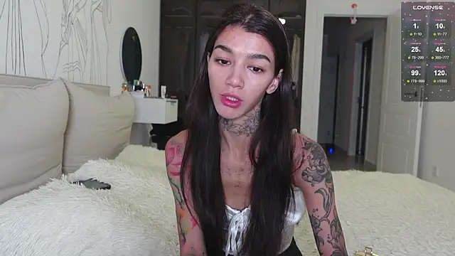 vinkitinkii online show from December 19, 2025, 7:04 am