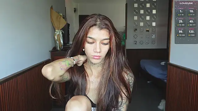 vinkitinkii online show from March 26, 2026, 5:02 am