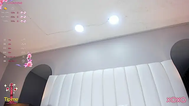 MelanieKlaus online show from February 22, 2025, 7:23 am