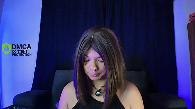 yungelitamor  online show from March 8, 2026, 5:44 am