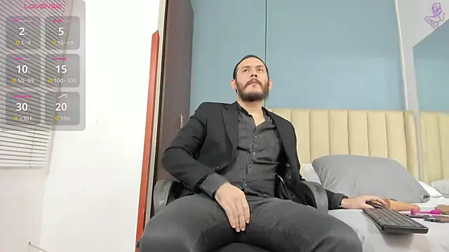 jeanpiere  online show from September 10, 2025, 3:28 am