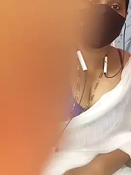 Snapshot of yours-kavaya chatting on December 17, 2024, 11:06 am yours-kavaya online show from December 17, 2024, 11:06 am