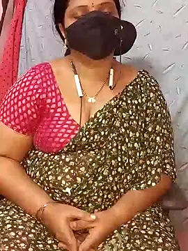 Snapshot of yours-kavaya chatting on December 30, 2024, 2:53 am yours-kavaya online show from December 30, 2024, 2:53 am