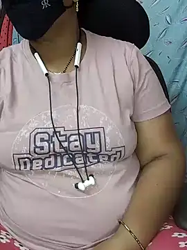 Snapshot of yours-kavaya chatting on January 5, 2025, 11:04 am yours-kavaya online show from January 5, 2025, 11:04 am