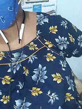 Snapshot of yours-kavaya chatting on March 1, 2025, 3:53 am yours-kavaya online show from March 1, 2025, 3:53 am