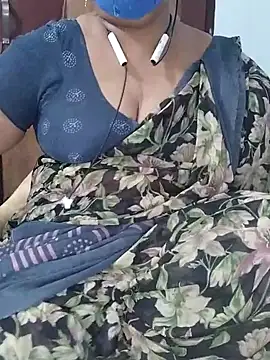 Snapshot of yours-kavaya chatting on March 13, 2025, 3:54 am yours-kavaya online show from March 13, 2025, 3:54 am