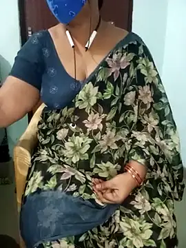 Snapshot of yours-kavaya chatting on March 13, 2025, 9:21 am yours-kavaya online show from March 13, 2025, 9:21 am