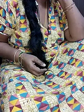 Snapshot of yours-kavaya chatting on September 19, 2025, 5:24 pm yours-kavaya online show from September 19, 2025, 5:24 pm