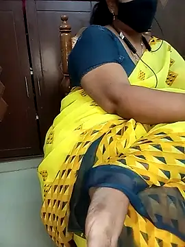 Snapshot of yours-kavaya chatting on October 21, 2025, 7:31 am yours-kavaya online show from October 21, 2025, 7:31 am