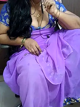 Snapshot of yours-kavaya chatting on November 6, 2025, 4:19 pm yours-kavaya online show from November 6, 2025, 4:19 pm