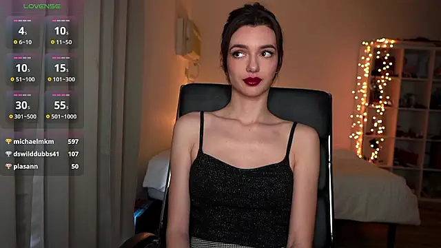 olivia jeas online show from February 13, 2026, 12:50 am