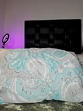 LarissaGaby01 online show from March 18, 2025, 3:42 am