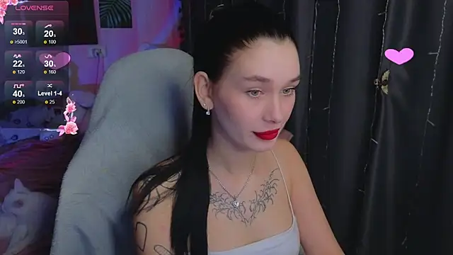 Amanda Tender online show from November 30, 2025, 10:14 pm