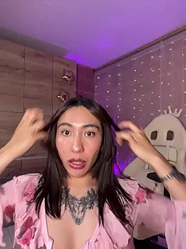 emma rouse69 online show from April 3, 2026, 6:22 am