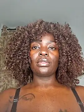 hornycreamybabe online show from October 9, 2025, 10:24 am