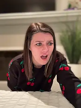 LadyLena1 online show from January 16, 2025, 12:55 am