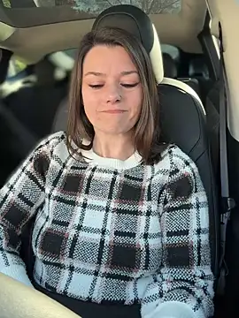 LadyLena1 online show from January 22, 2025, 9:32 pm