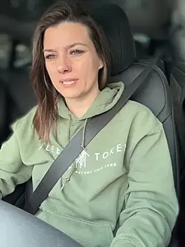 LadyLena1 online show from February 7, 2025, 9:26 pm