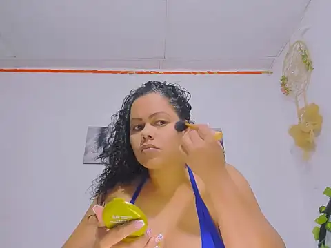 Alhelqueen online show from February 19, 2026, 1:07 pm