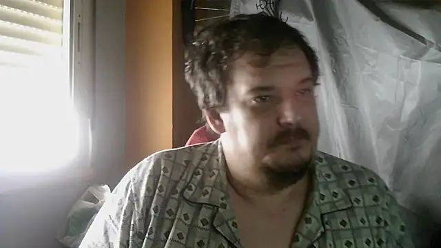 porkorossy online show from November 9, 2025, 10:46 am