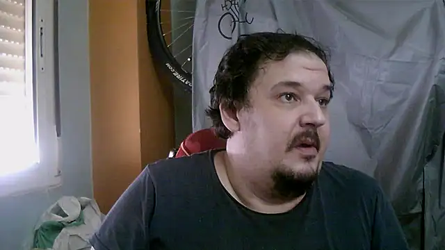 porkorossy online show from November 14, 2025, 10:03 am