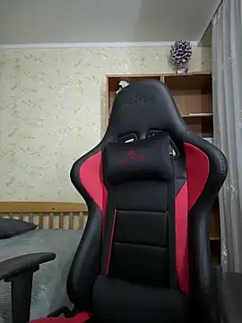 JuicyJess online show from February 9, 2026, 8:57 pm