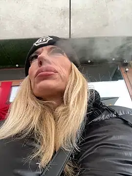 AlinaGrosu online show from February 20, 2025, 8:25 pm