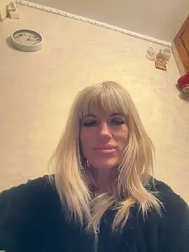 AlinaGrosu online show from February 22, 2025, 10:09 pm