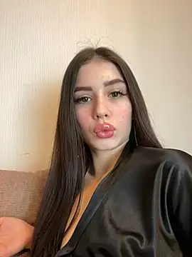 SofiaLaLight online show from February 9, 2025, 9:16 am