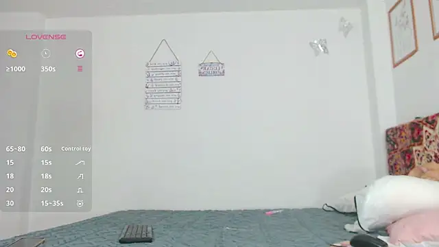 verocute7 online show from October 25, 2025, 2:08 am