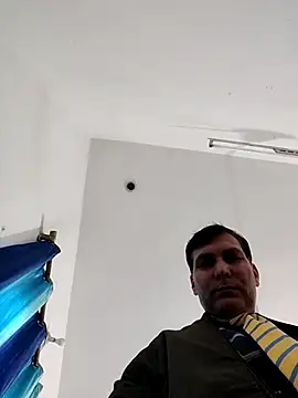 ZIMMY25 online show from November 5, 2025, 6:46 am