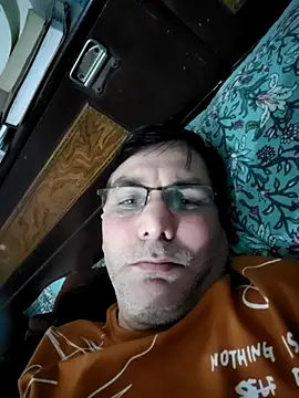 ZIMMY25 online show from November 19, 2025, 7:36 pm