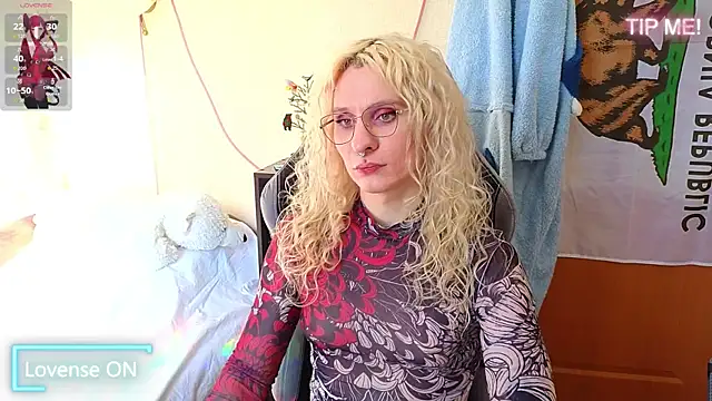 Lori Myaf online show from April 22, 2026, 2:40 pm