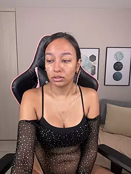 DianaHopson online show from February 28, 2025, 9:47 am