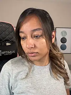 DianaHopson online show from March 12, 2025, 10:37 am