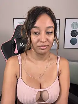 DianaHopson online show from March 14, 2025, 1:35 pm