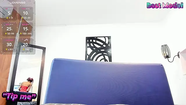 Shanelle   online show from January 26, 2025, 4:51 pm