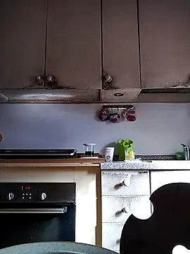 Chris8149 online show from February 12, 2025, 12:33 pm