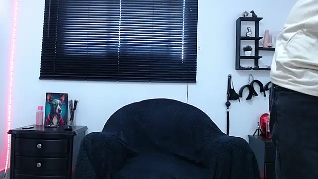 KinkyAllisonSub online show from February 12, 2025, 3:16 pm