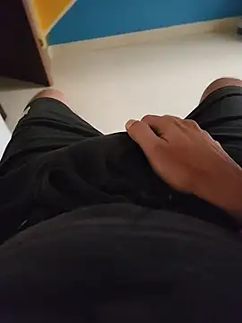 surfer fun29 online show from December 14, 2024, 11:07 am