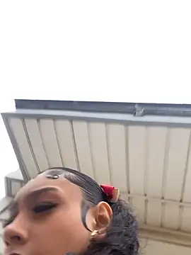 badbaby187 online show from February 13, 2026, 3:52 pm