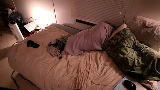 xxpixeyxx online show from September 10, 2025, 2:33 am