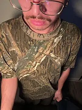 demonslayerr999 online show from December 21, 2024, 1:58 am