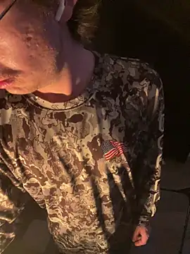 demonslayerr999 online show from February 23, 2025, 8:17 am