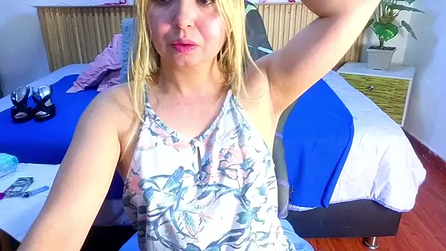Snapshot of rose_meyer chatting on April 26, 2026, 3:42 pm rose meyer online show from April 26, 2026, 3:42 pm
