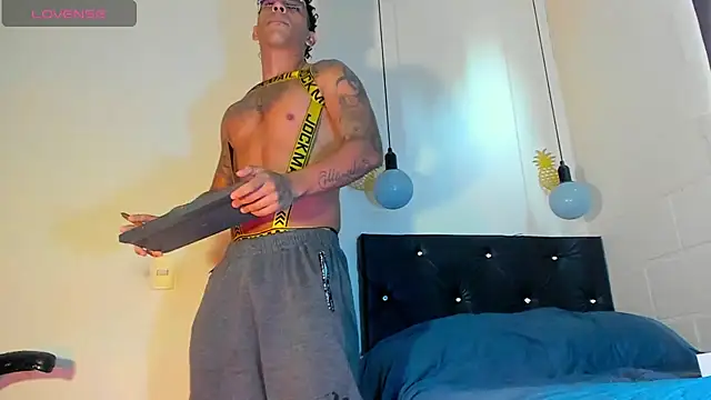 FuckHardlove online show from December 24, 2024, 2:22 pm