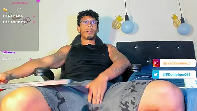 FuckHardlove online show from January 25, 2025, 11:11 pm