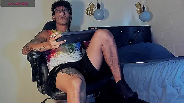 FuckHardlove online show from March 19, 2025, 7:17 pm